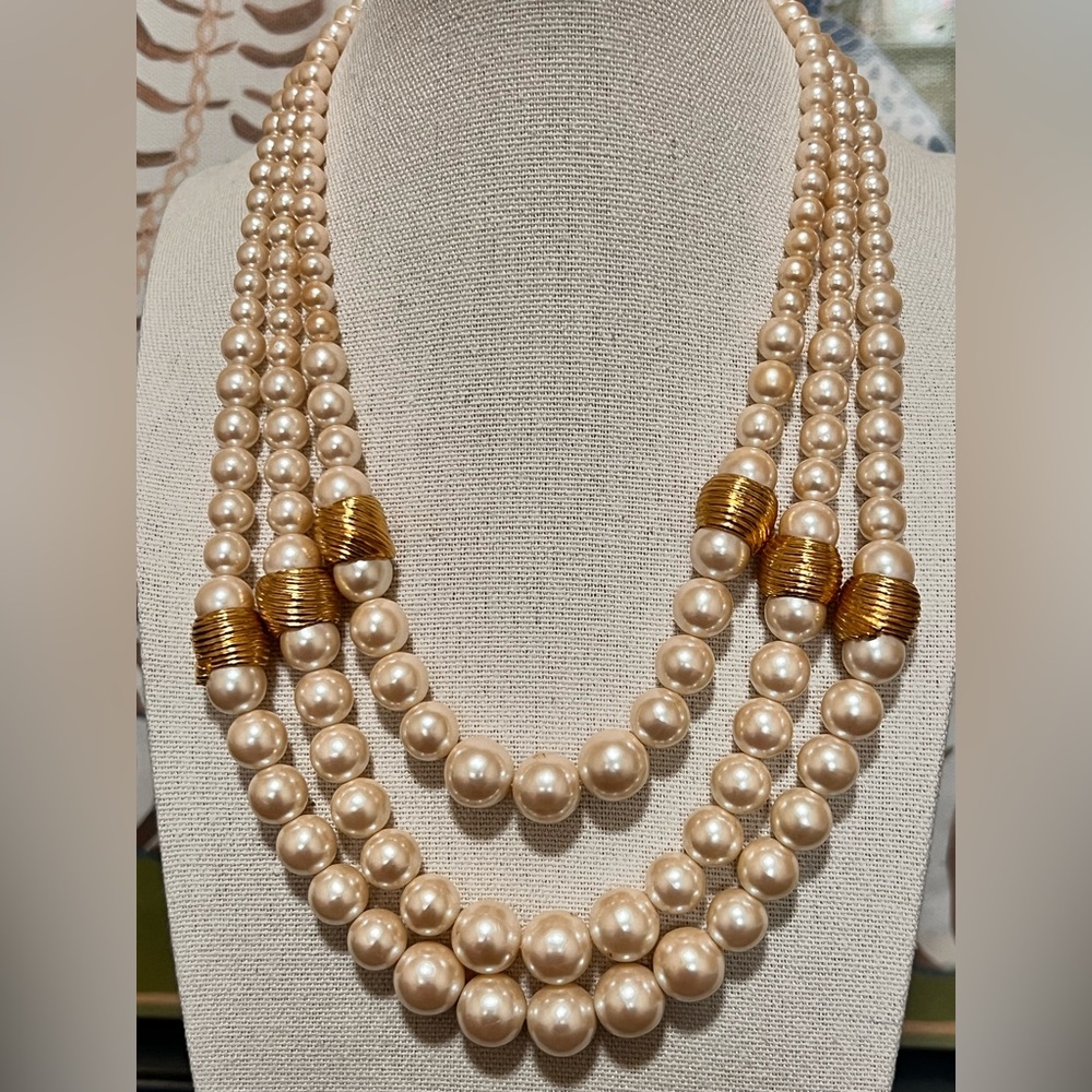 Vintage Richelieu Faux Pearl Necklace and Free Gift!